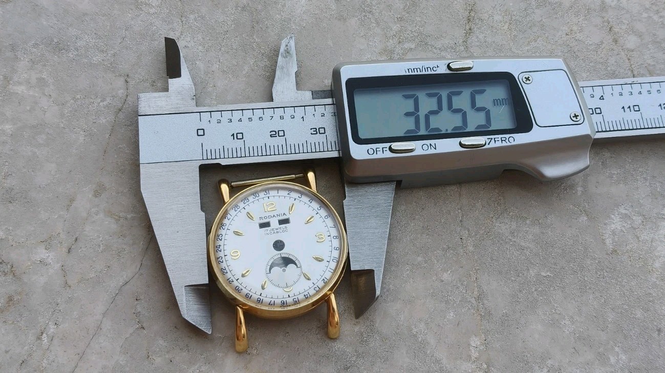 50s RODANIA VENUS 203 TRIPLE DATE/MOON PHASE WATCH CASE & DIAL WATCHES 32.5mm NOS!
