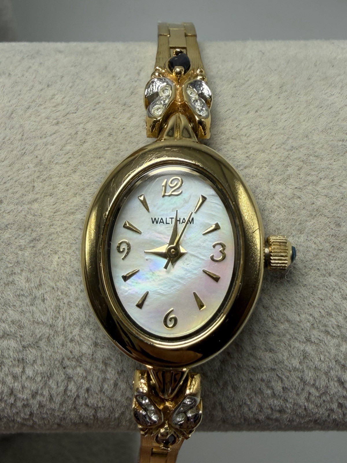 Waltham Women WAW052 New Battery Ladies MOP Watch 18MM 6.5″ Gold Tone