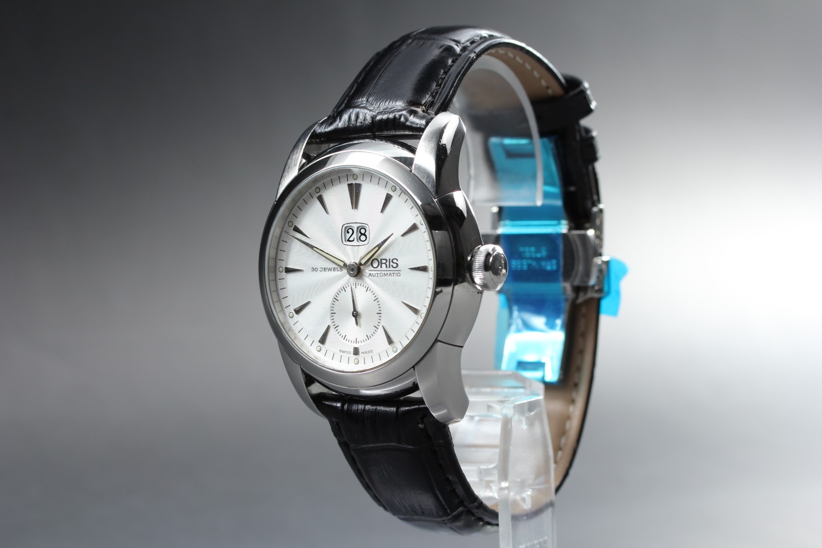 Oris Artelier Big Date 7549 Small Second Silver AT Swiss Made Watch [BoxDamaged]