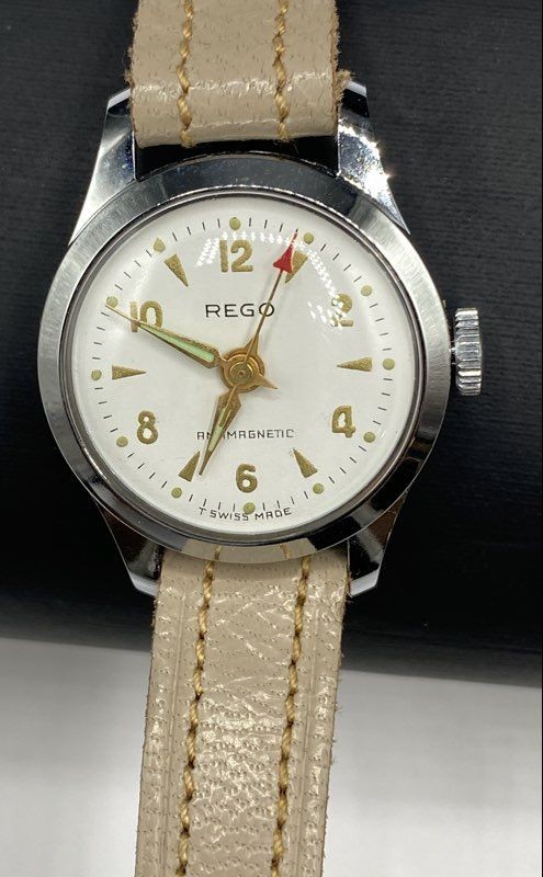 Vintage Rego Swiss Made Antimagnetic Women’s Watch 26mm Manual Wind 18.3g