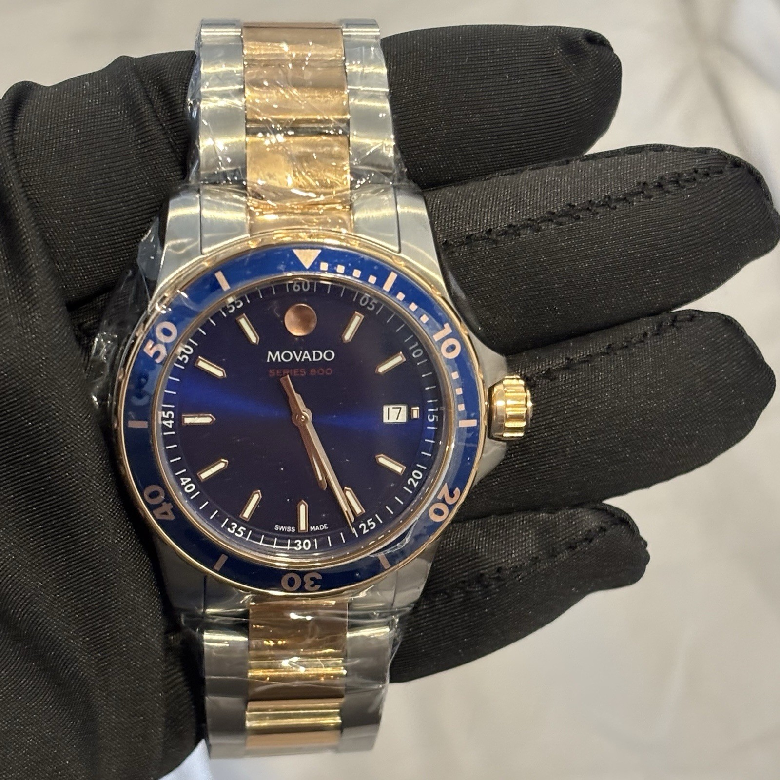 MOVADO 800 SERIES NON-CHRONO BLUE FACE TWO TONE BRACELET WATCH