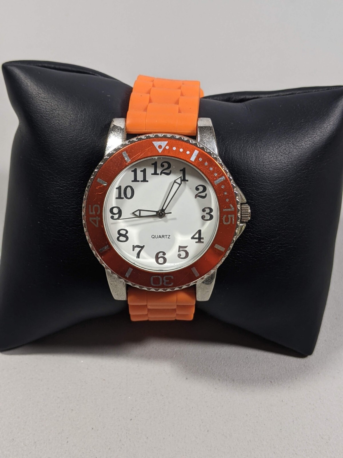 White Dial Round Silver Tone Case 40 mm Orange Rubber Band Watch