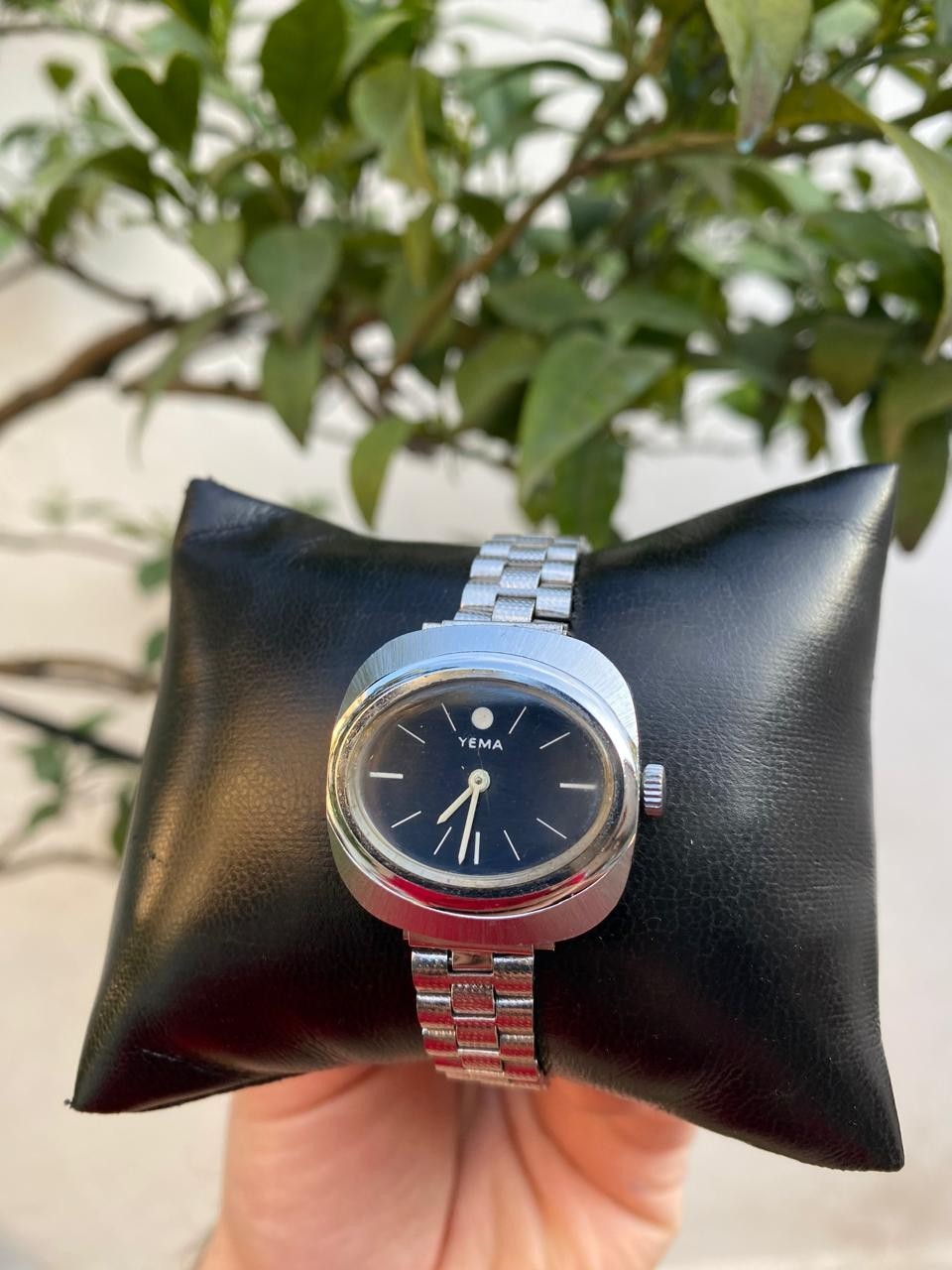 Vintage 1970s Women’s Yema 17 Jewels Made in France Manual 27mm Watch