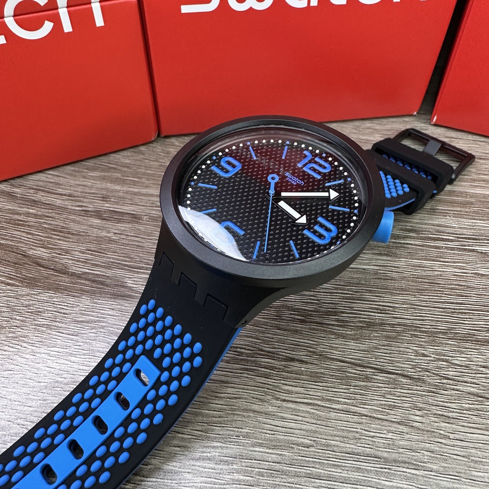 NEW✅ Swatch BIG BOLD BBBLUE Black And Blue 47mm Watch SO27B101