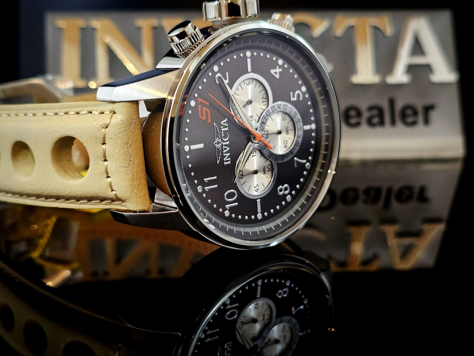 Invicta S1 Rally 48mm Champion Tan Leather Strap New w/ Box and Tag Men’s Watch