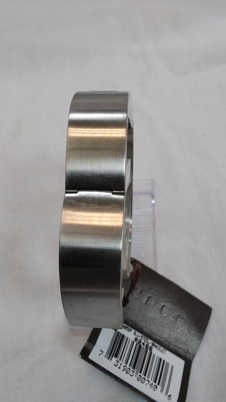 Gucci Quartz Watch 2400s Used