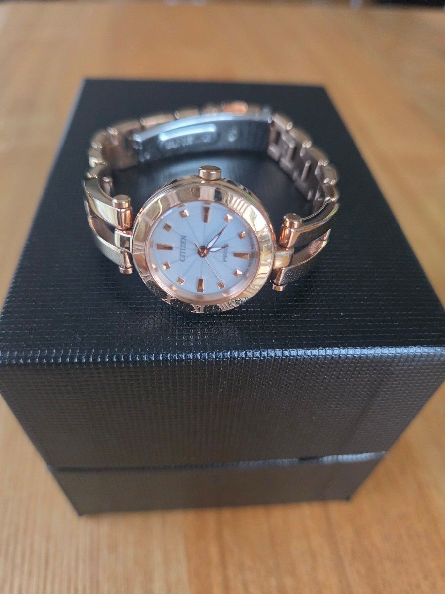 Citizen Wicca Solar Ladies Watch NA15-1573C Pink Gold Japan