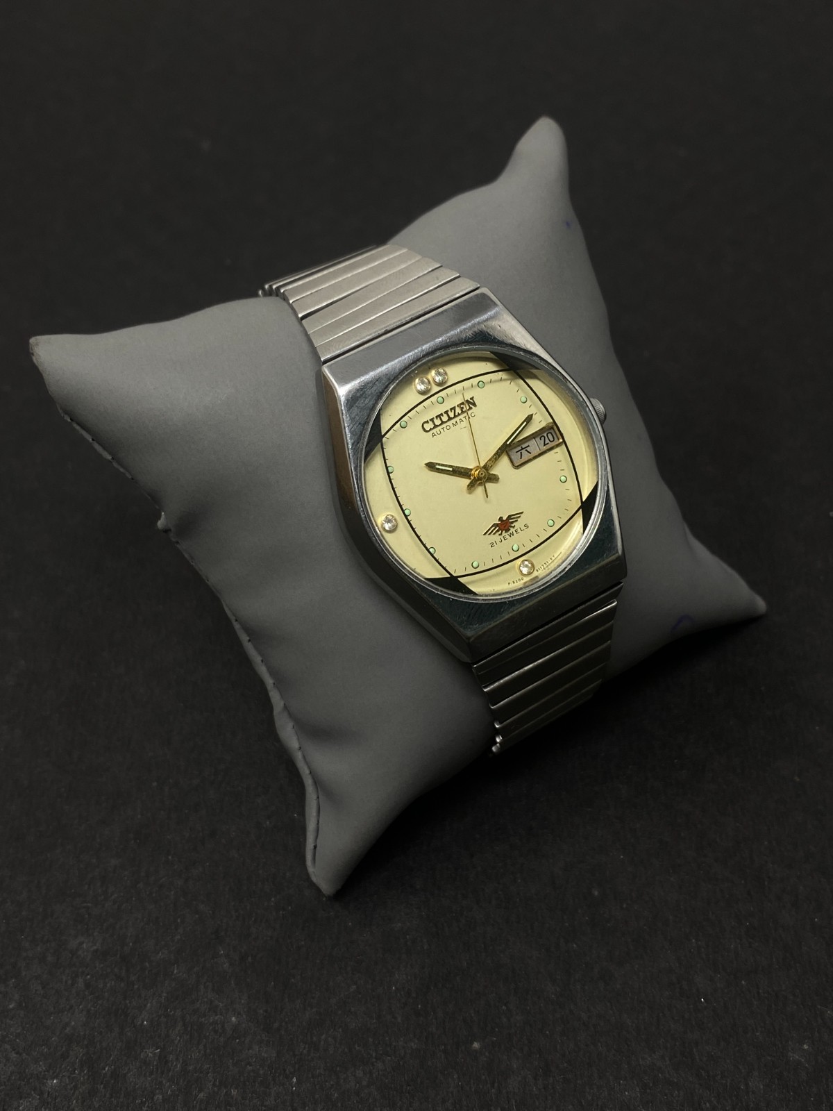 Vintage Citizen Automatic 8200A Japan Movement Day-Date Men’s Wrist Watch