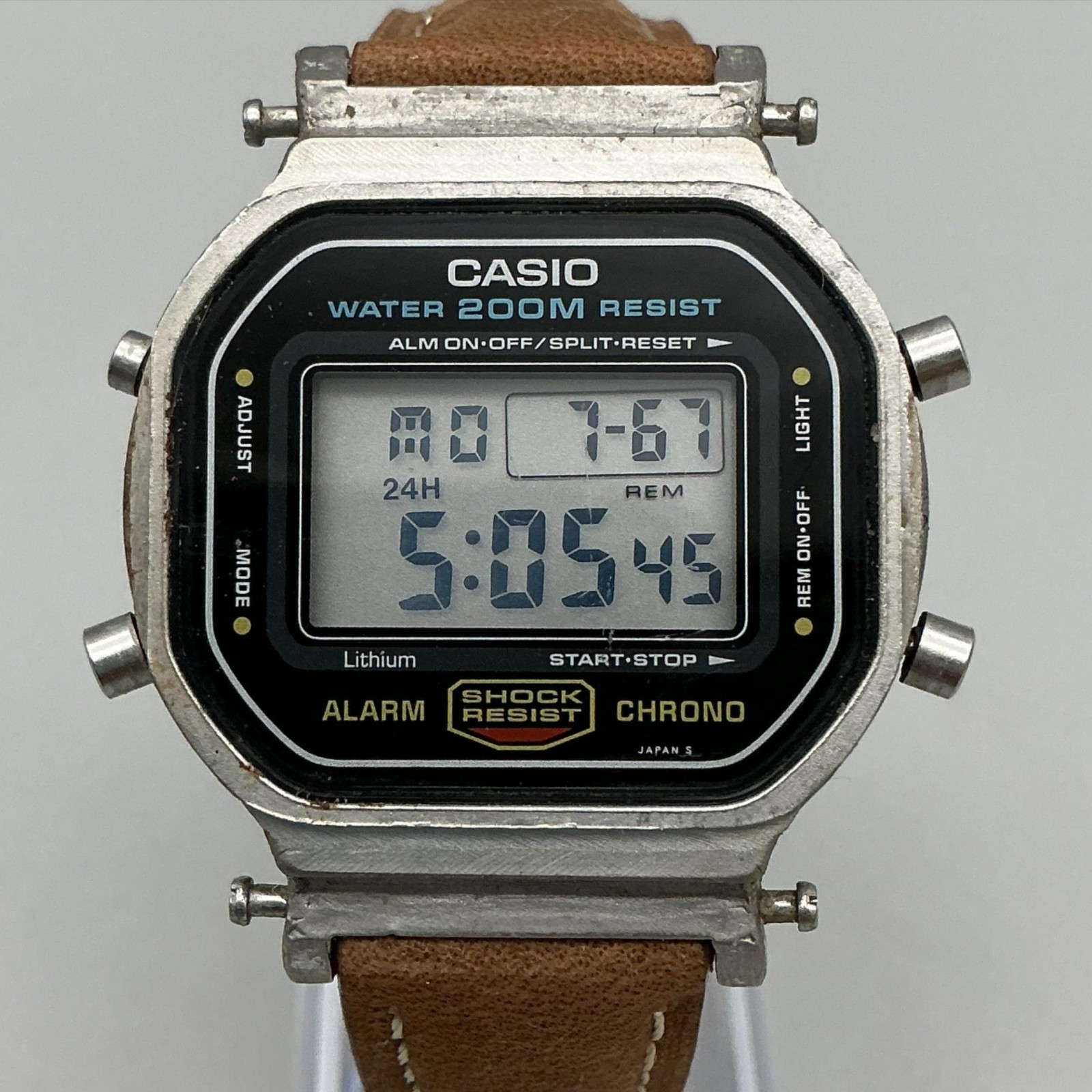 Vintage Casio Mens Watch 38mm Gray Digital 901 DW-5600 Chrono New Battery