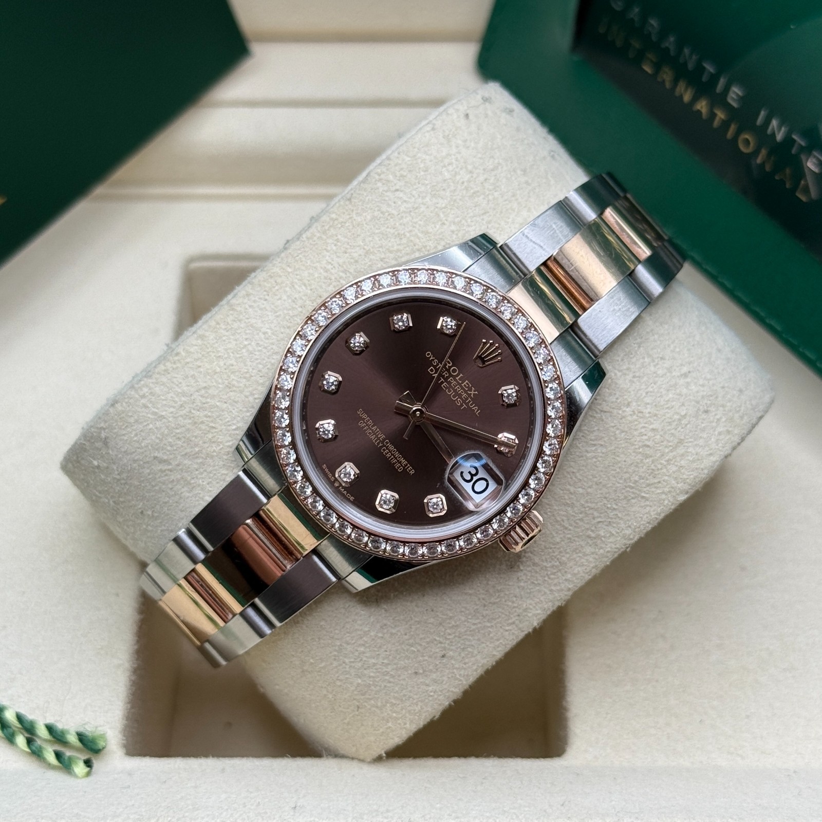 Rolex Datejust 31 Chocolate Diamond Dial Two Tone Rose Gold Diamond Oyster