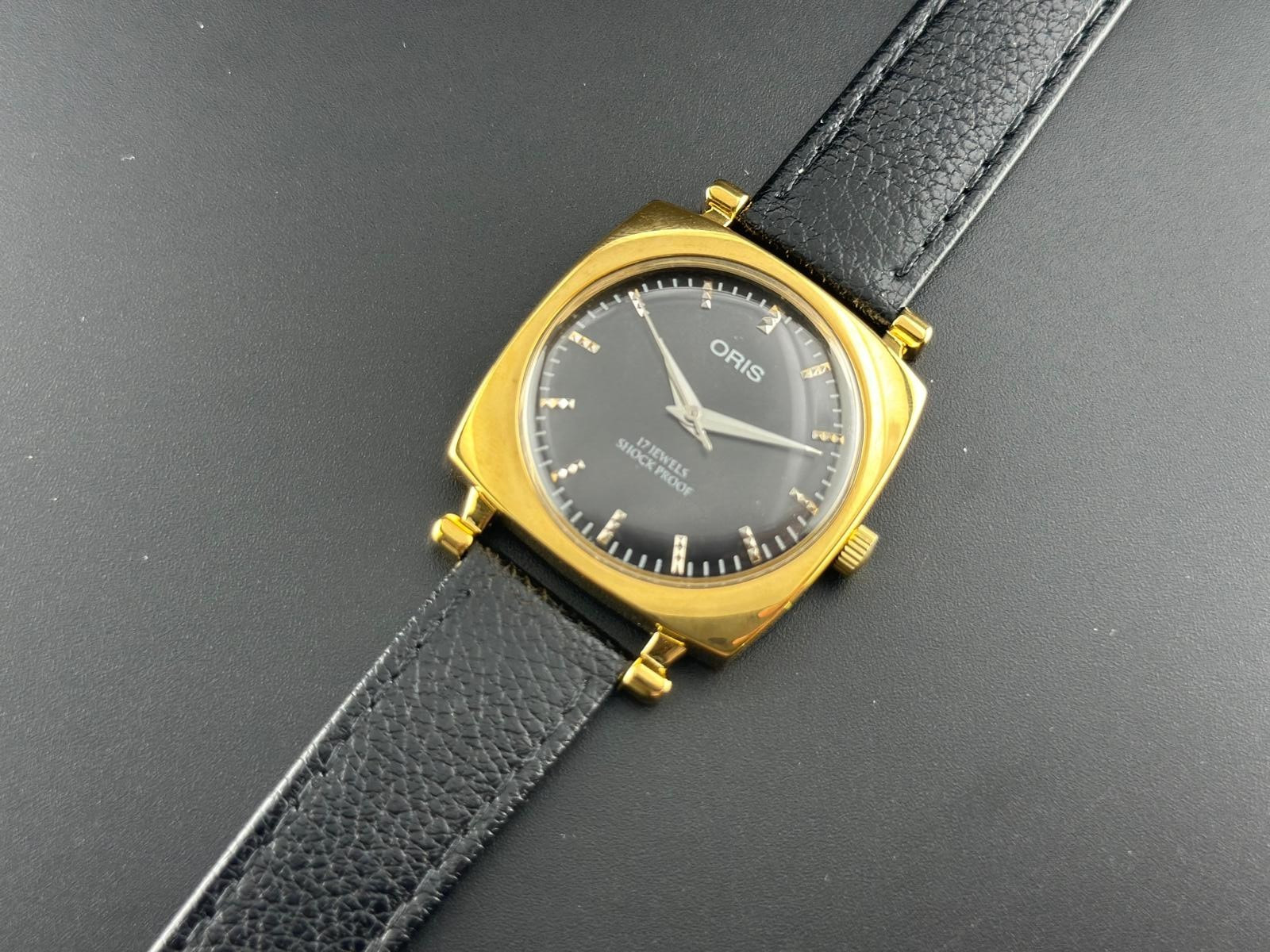Vintage ORIS Swiss Hand-Wind Classic Mechanical Collectible Men’s Wrist Watch
