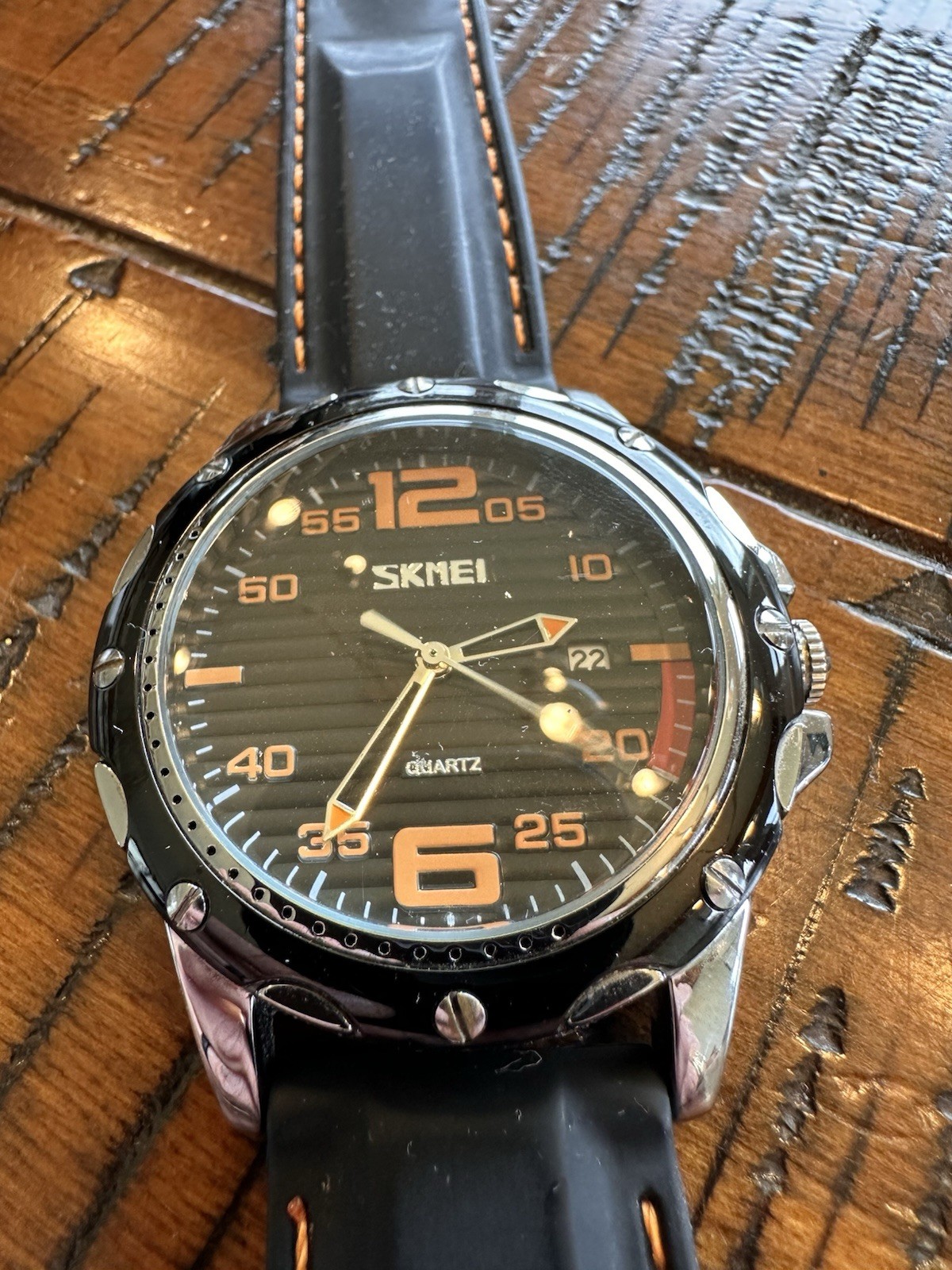 Skmei Quartz Watch With Date Function