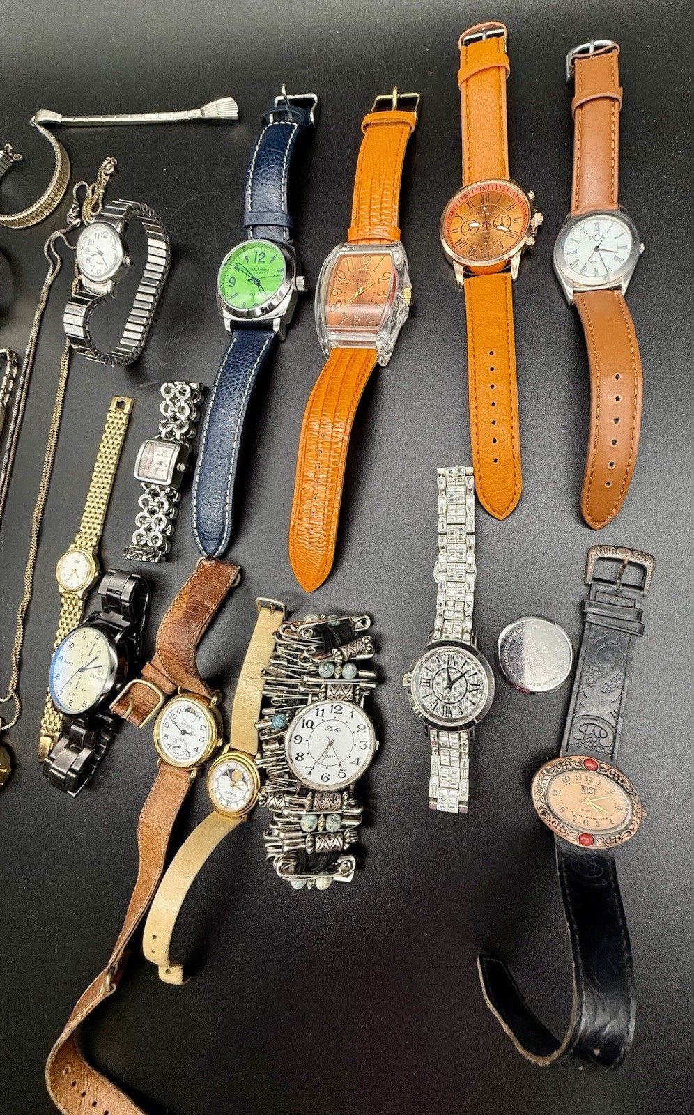 Women’s Watch Lot Asst VTG to NEW Quartz Swiss Bands Pendant * Parts & Works?