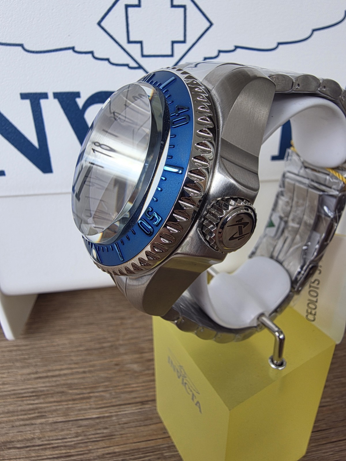 Invicta Reserve Hydromax Men’s GMT Diver Blue Dial 52mm 1000m w/single slotcase