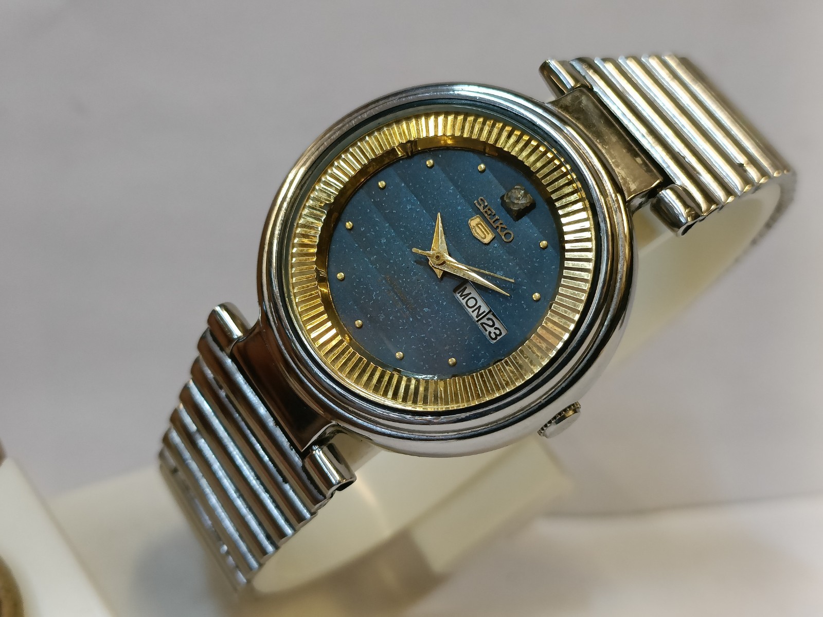 VINTAGE SEIKO 5 AUTOMATIC BLUE DIAL 2919-0260 JAPAN UNISEX ADULT WORKING