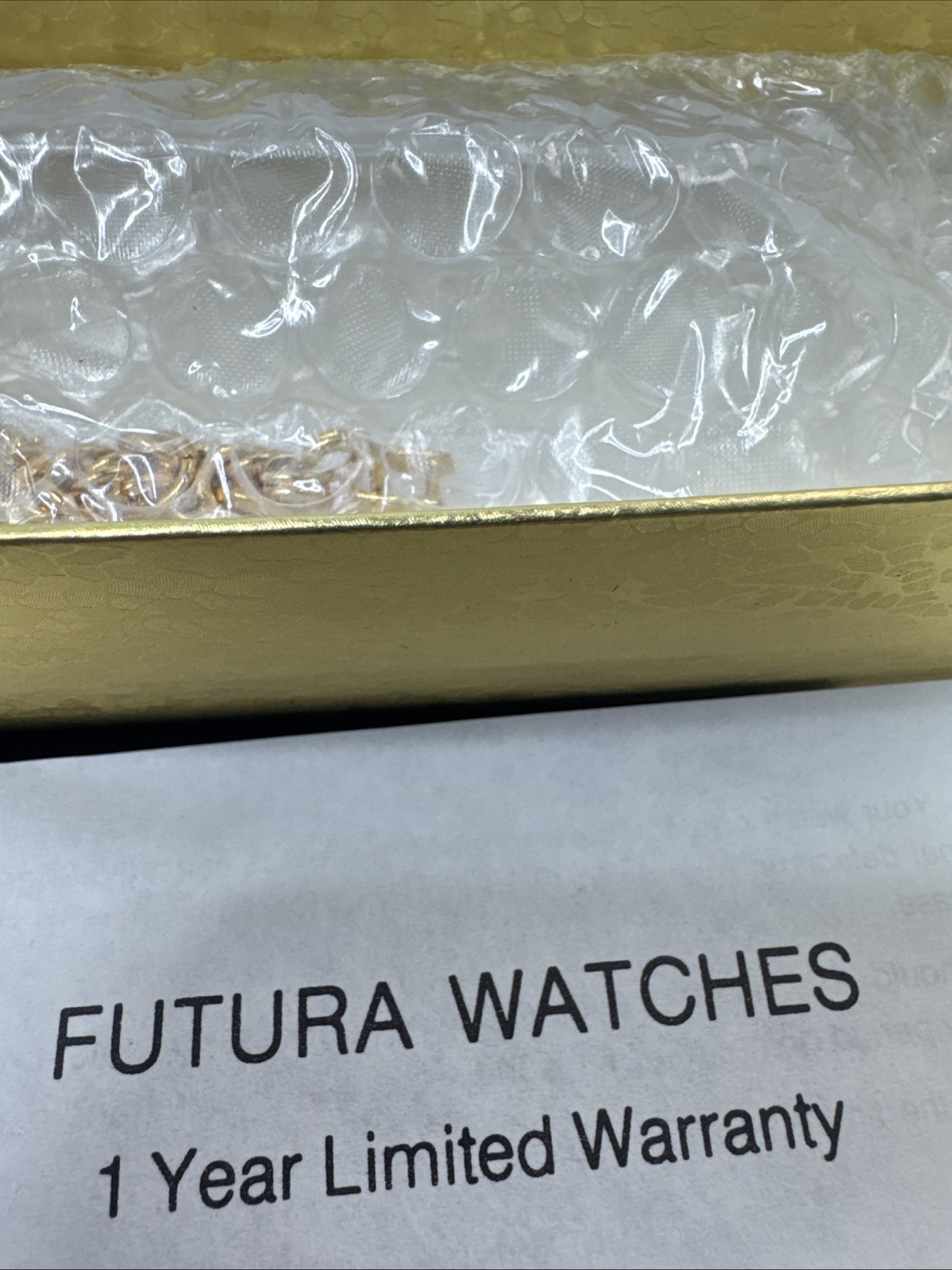 vintage Futura gold-tone ladies’ quartz watch Japan movement.