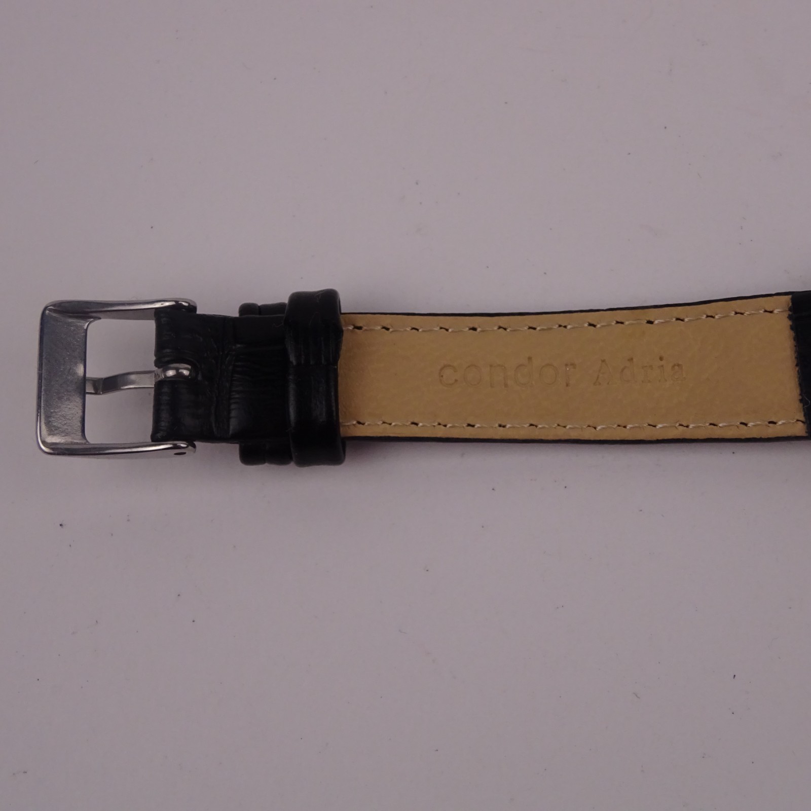 Gucci 5500L Watch Stainless Steel Silver Dial Black Leather Strap Women’s