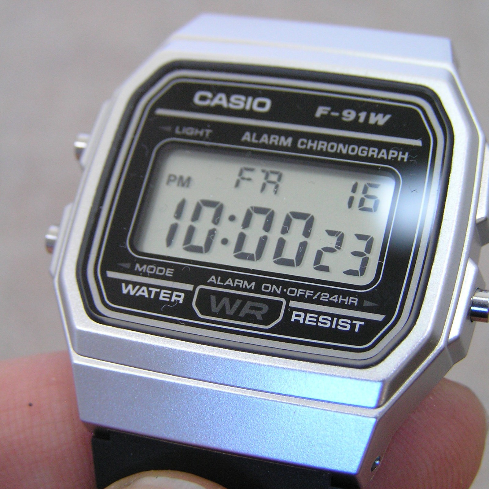 UK STOCK CASIO F-91WM-7AJH Japan Exclusive Digital Watch Classic Imported Model
