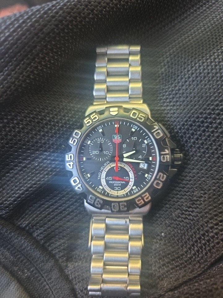 TAG Heuer Formula 1 Men’s Black Watch – CAH1010.BA0860