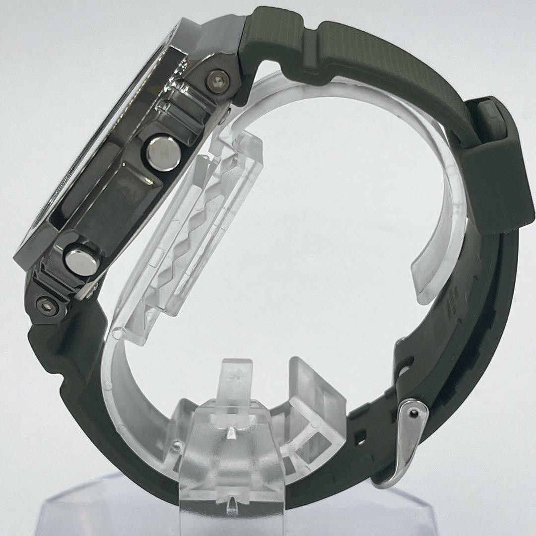 Excellent condition new battery G SHOCK GM 2100B green Casioak watch
