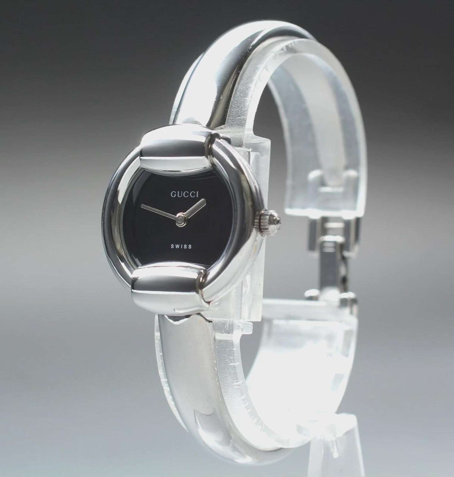[Near MINT] GUCCI 1400L 25mm Black Silver Bangle Qz Women’s Watch From Japan