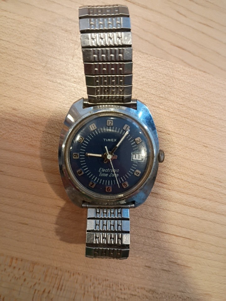 Vintage Mens Timex Electric Wrist Watch