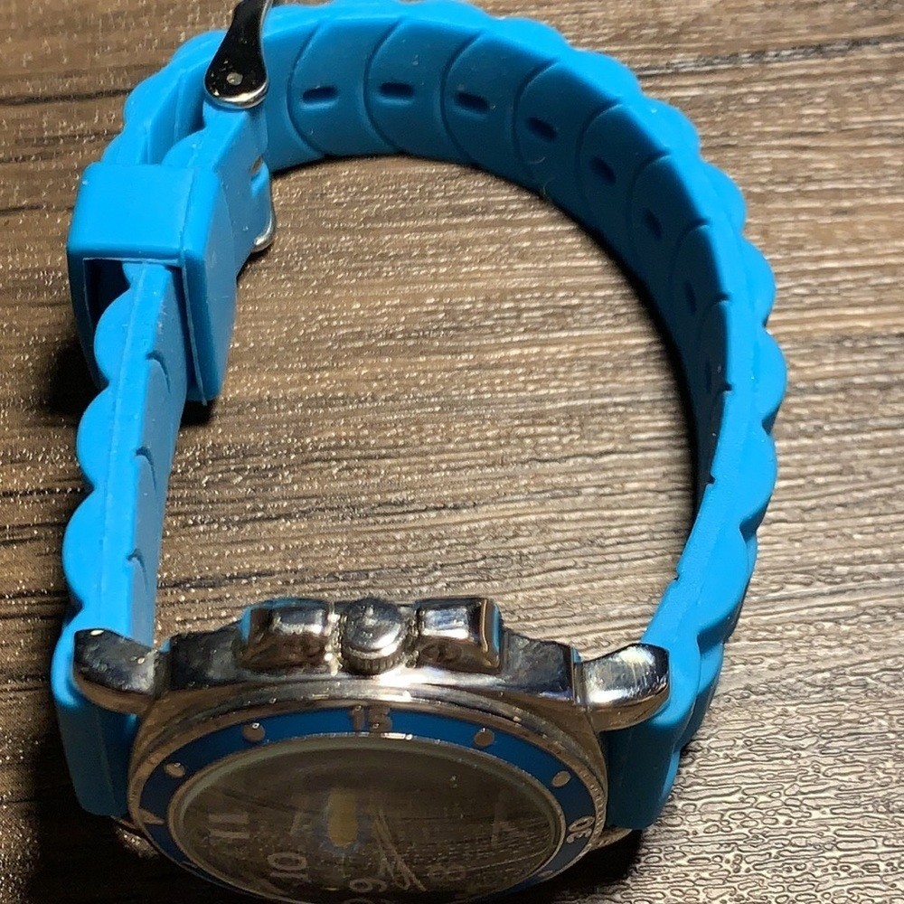 Super Cute Sophie cupcake watch in EUC