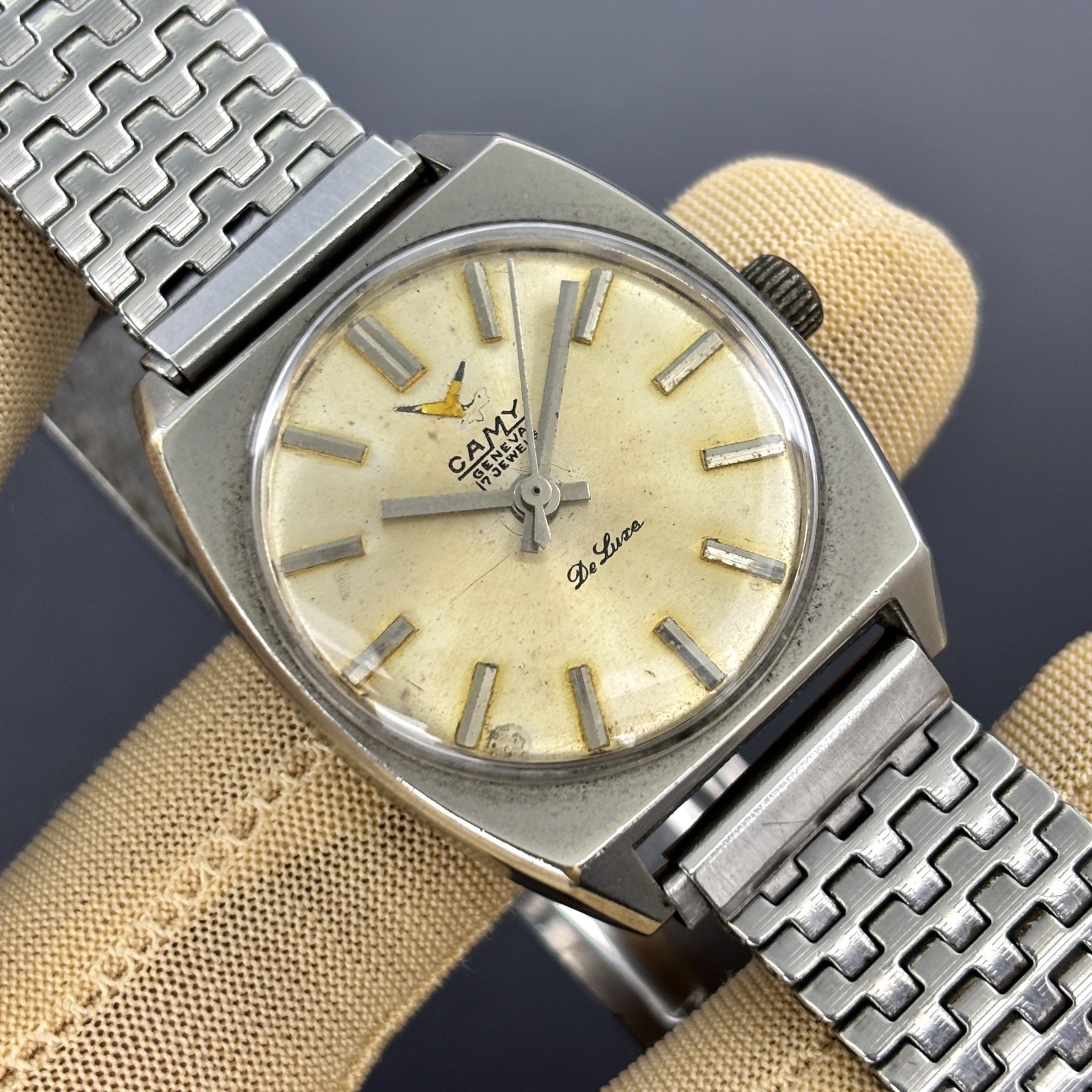 Vintage Camy Manual-Winding Geneva Deluxe Swiss Made Men’s Watch 8059361