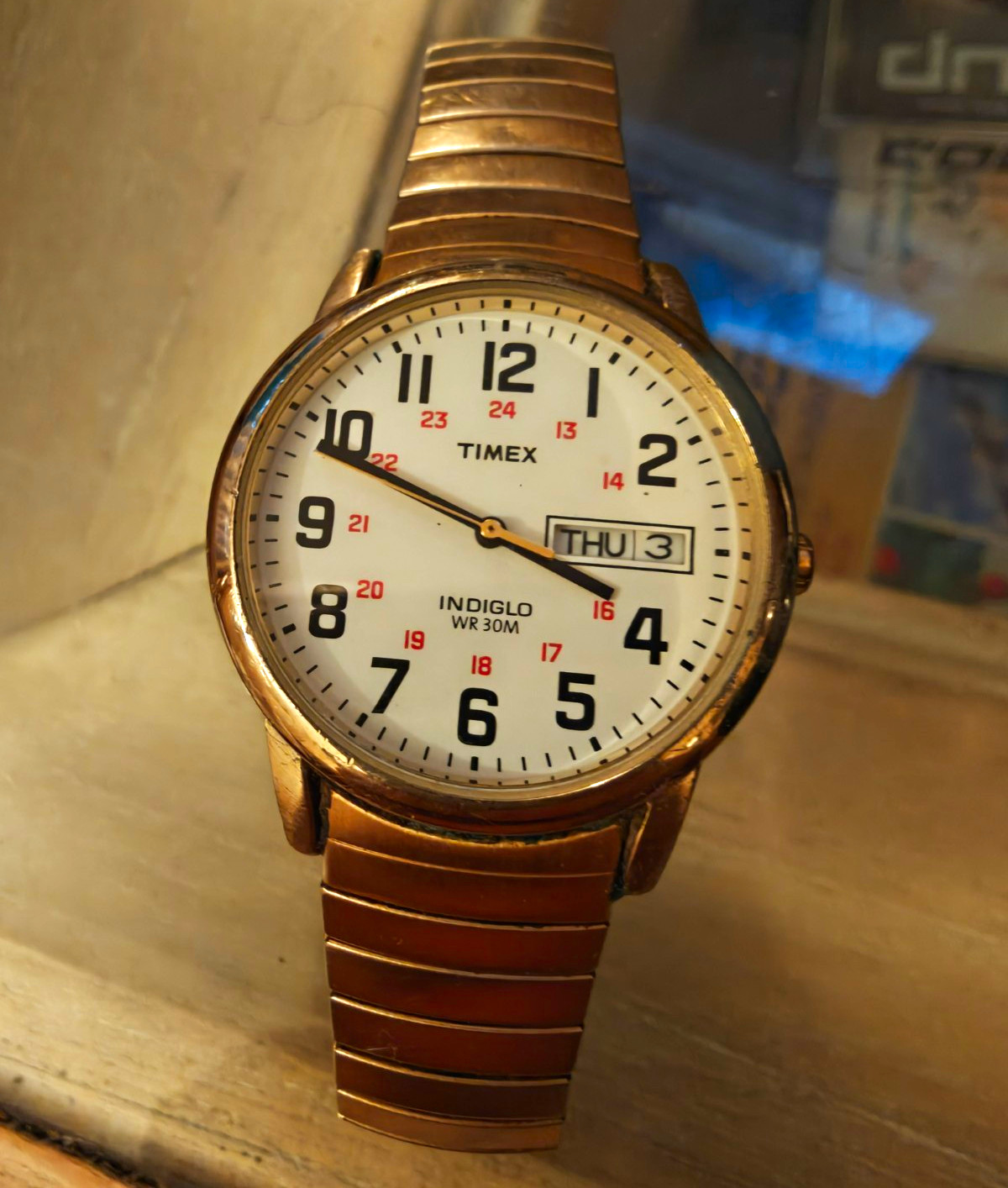 Timex Indiglo Quartz Day-Date Gold-Tone Bracelet White Dial – Needs Battery