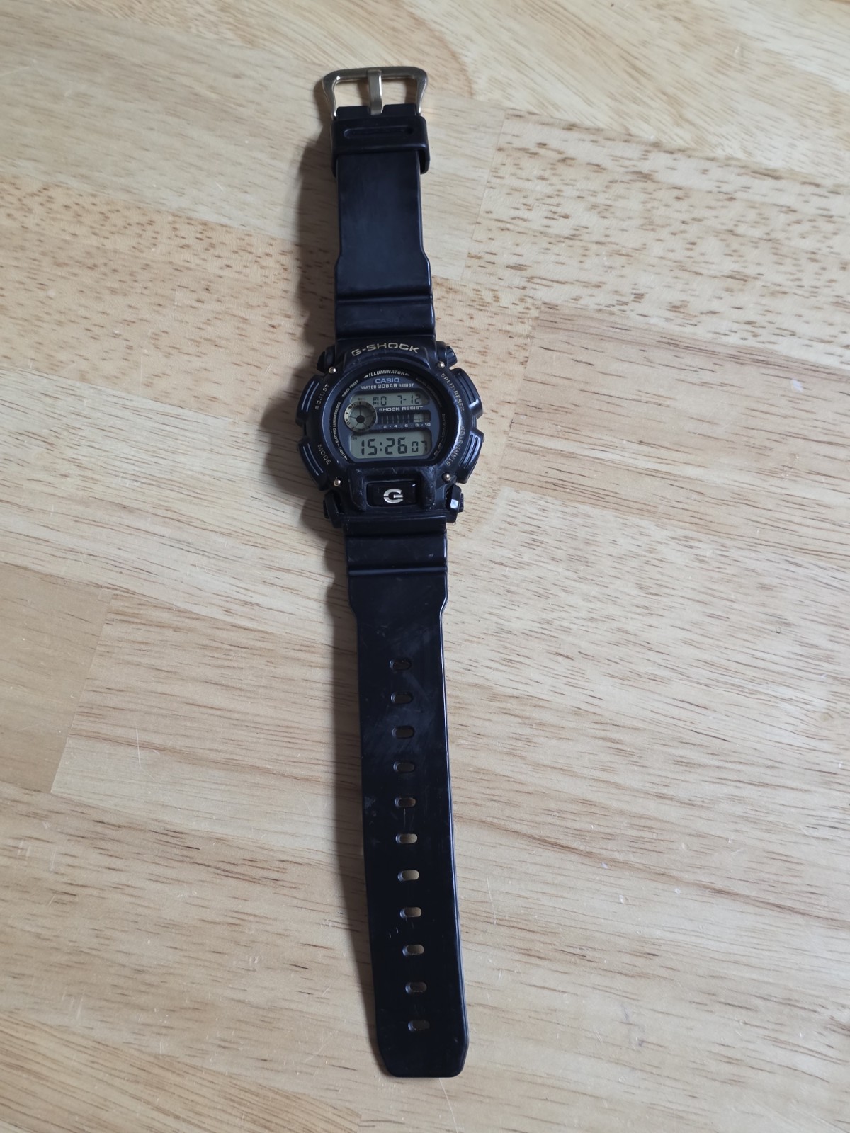 Casio G Shock DW-9052 3232 Watch Gold & Black Mens Digital Watch * WORKING* READ