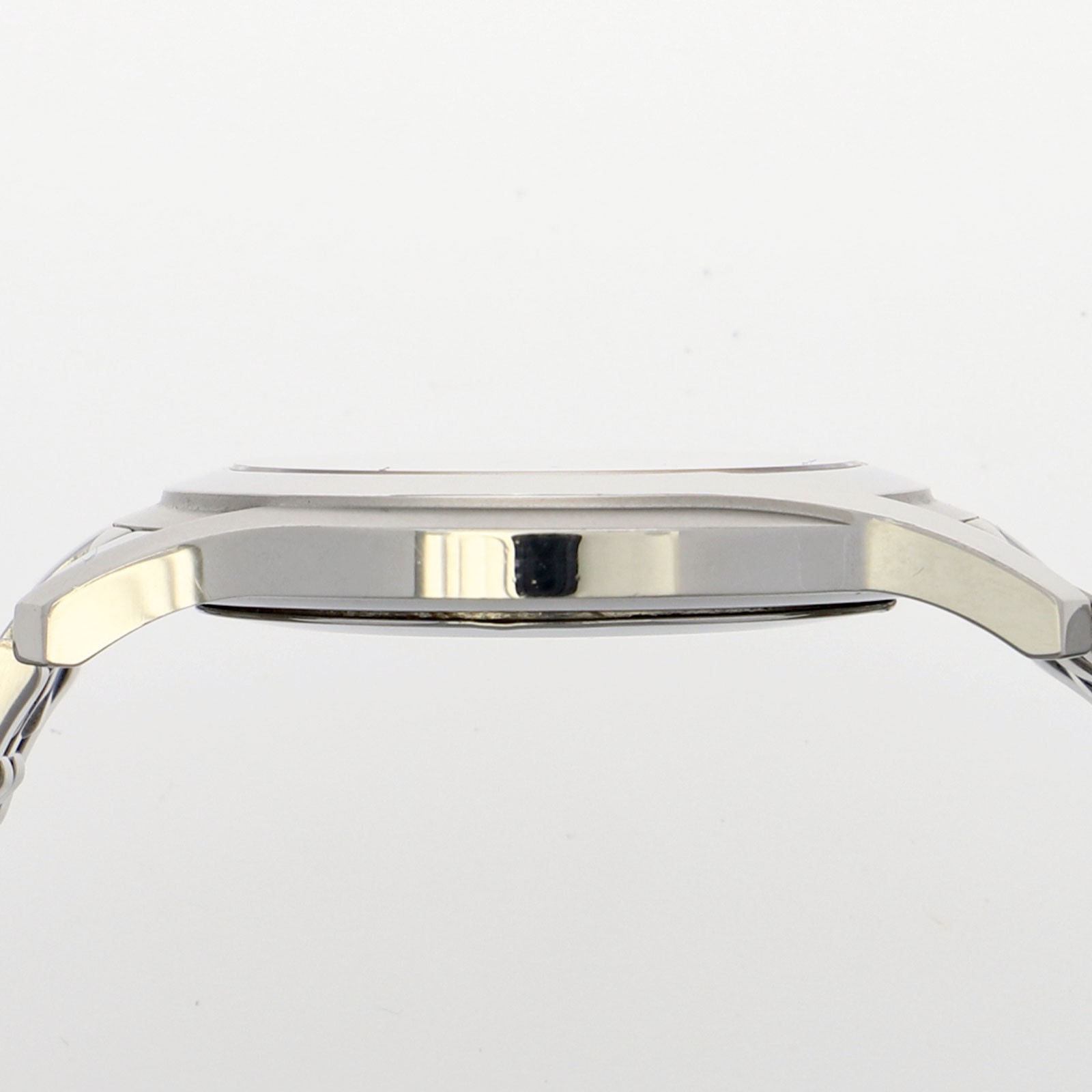 GUCCI 5500XL G class date Silver Dial Quartz Stainless Steel Men’s