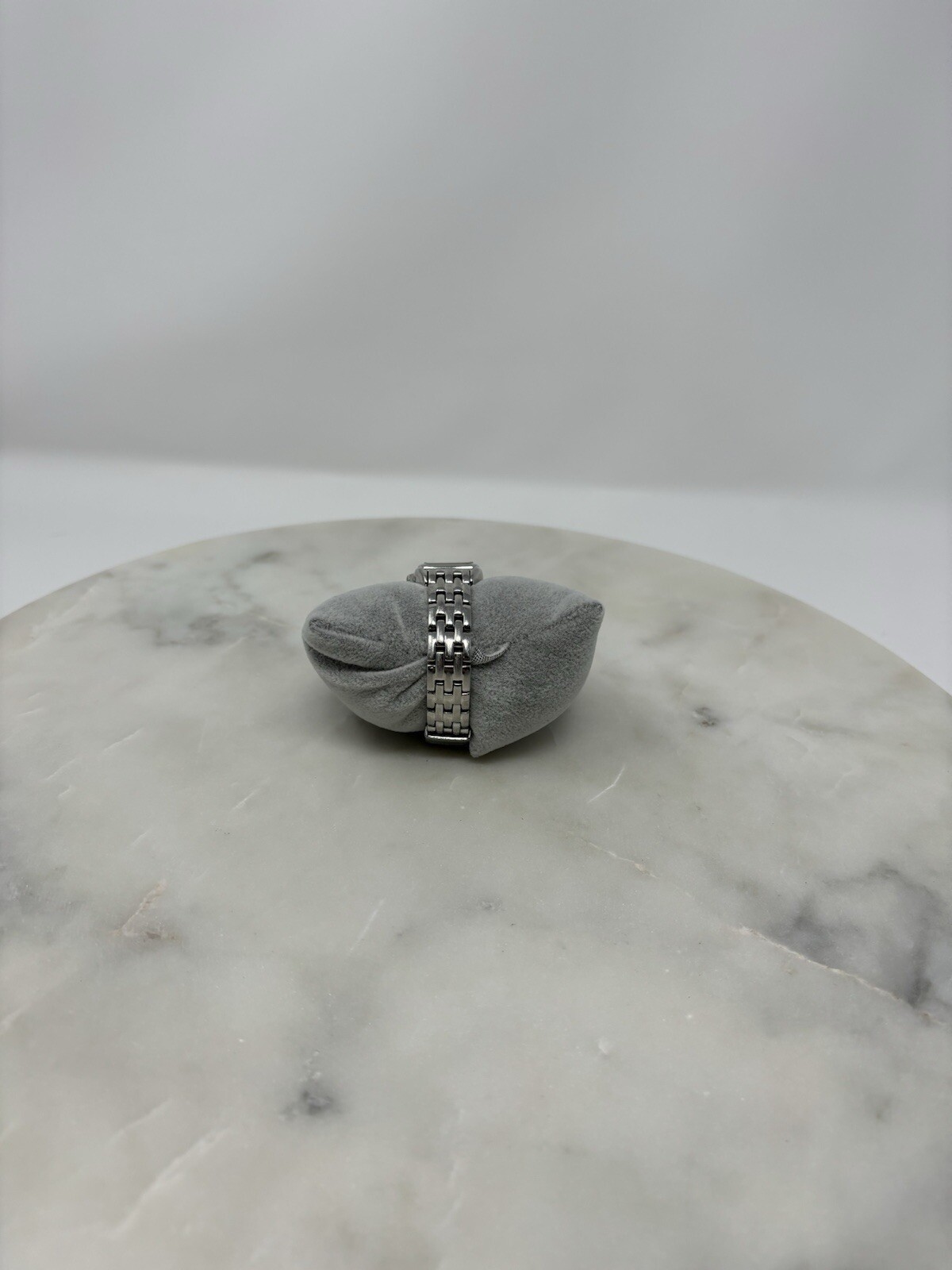 Rare Seculus Women Silver Tone Bracelet Band Adjustable Band 17023L0