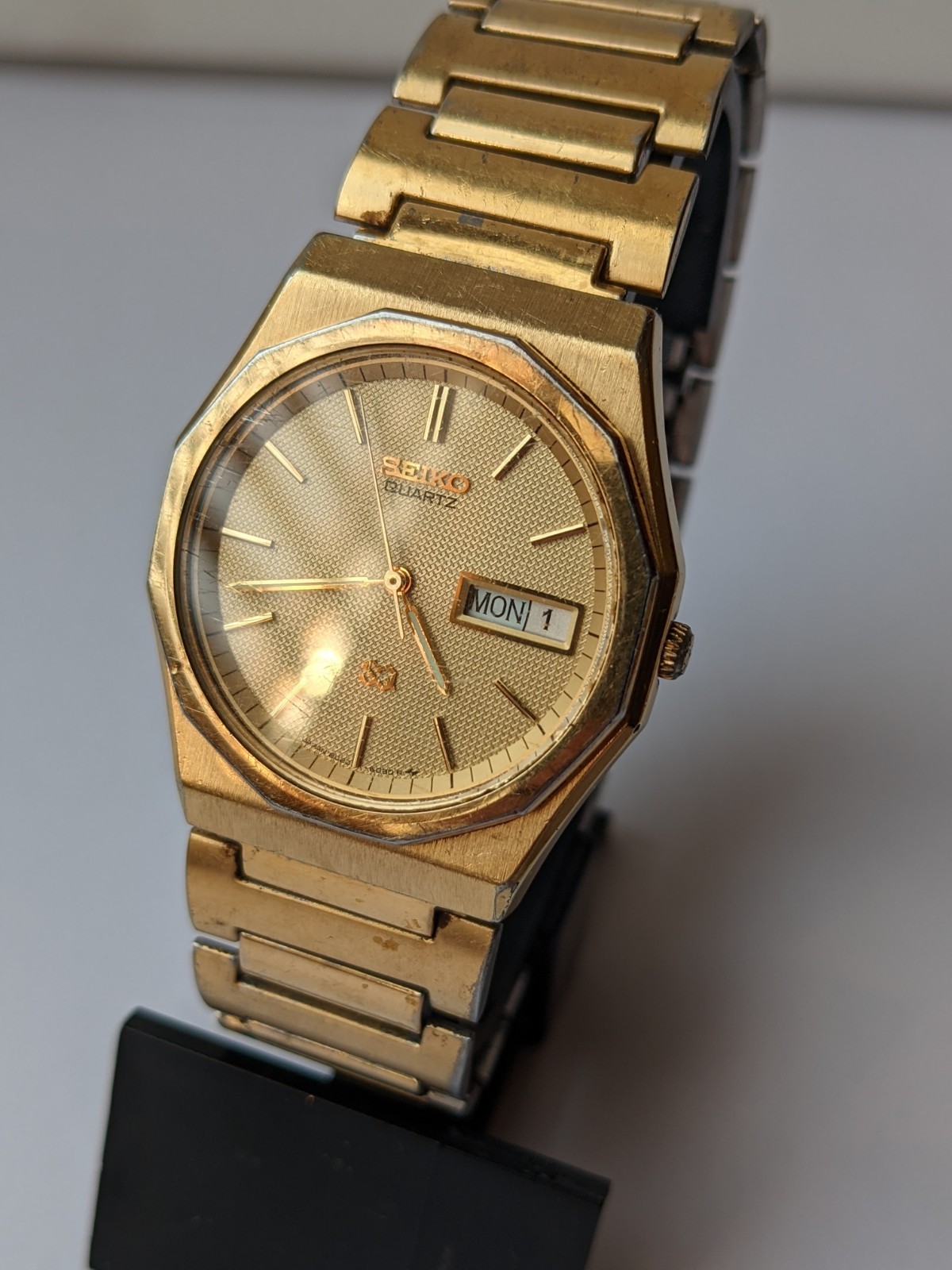Vintage Seiko SQ men’s watch Japan 8C23-6090R quartz gold plated quartz 1985