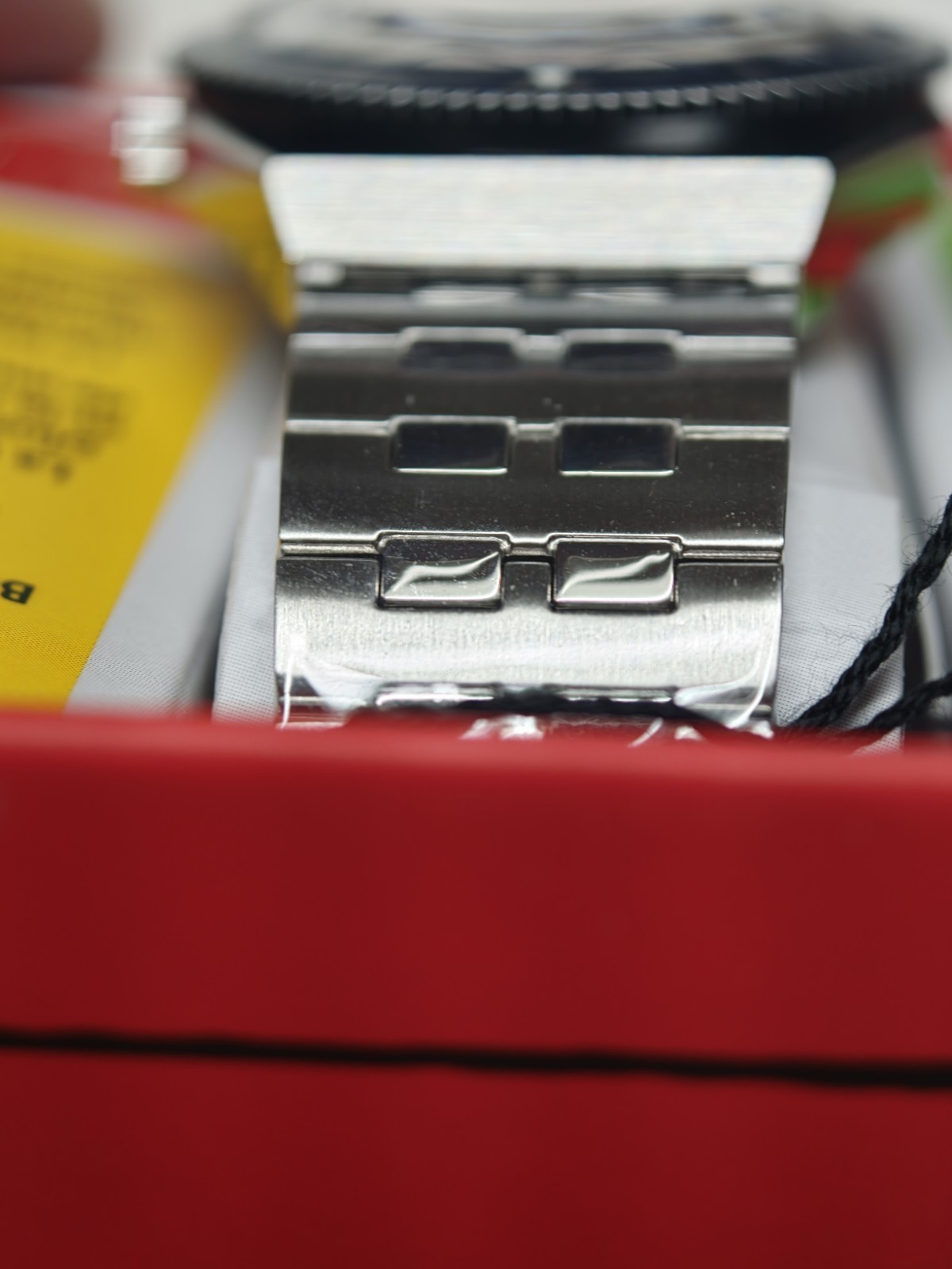Timex M79 Automatic x Peanuts “Snoopy Edition” (Ref. TW2W47500) — Full Set