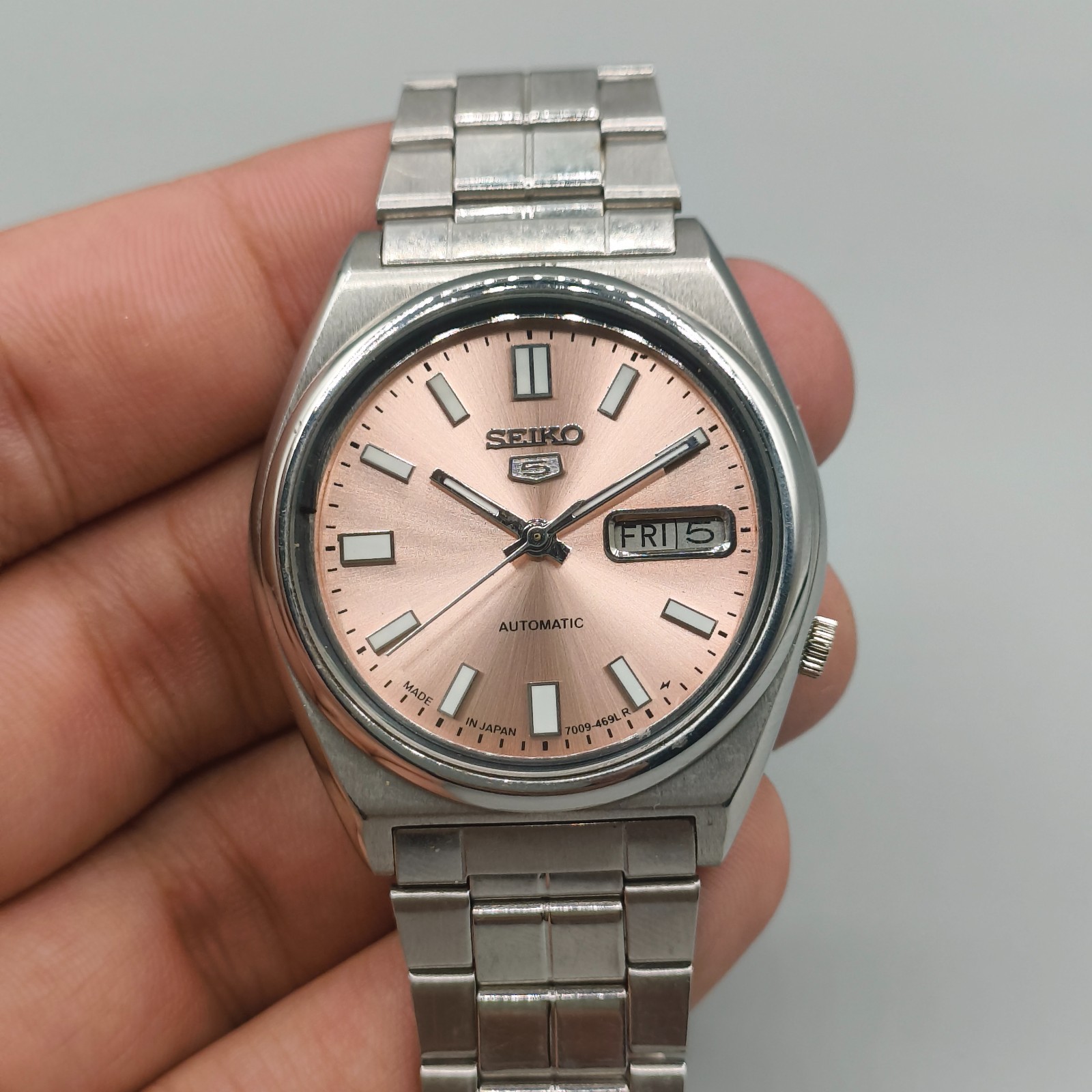Vintage Seiko 5 Automatic 7009 Men’s Watch Light Orange Dial 37mm DayDate Japan