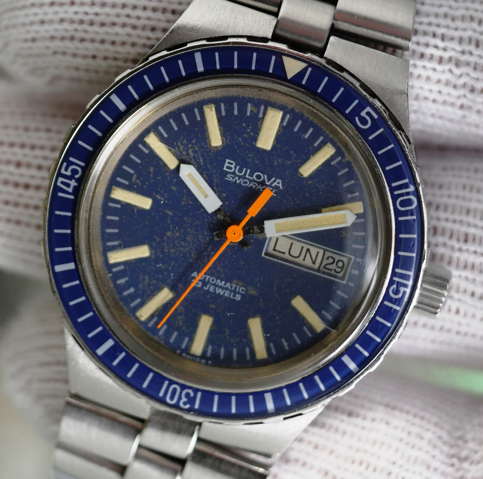 Vintage Bulova Snorkel Automatic Diver 23 Jewels 1st Series Blue Backelite Bezel