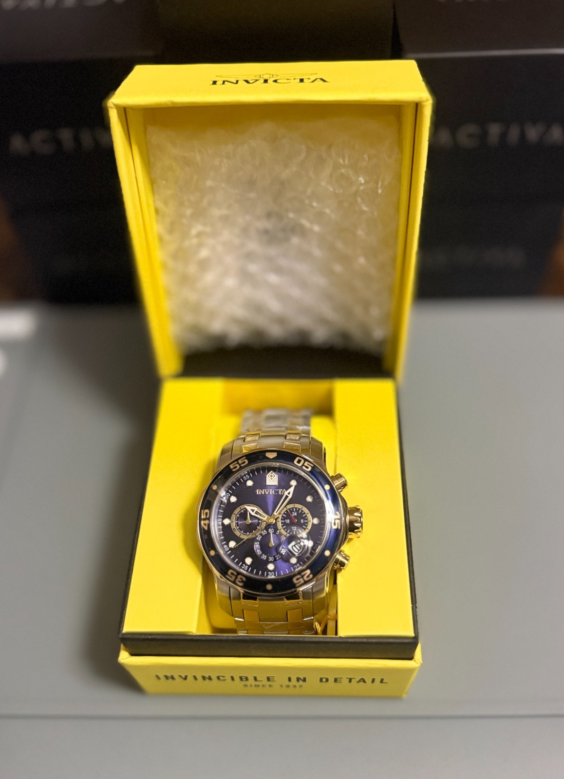 0077 – Invicta Pro Diver SCUBA Men’s Watch – 48mm, Steel, Dark Blue & Gold