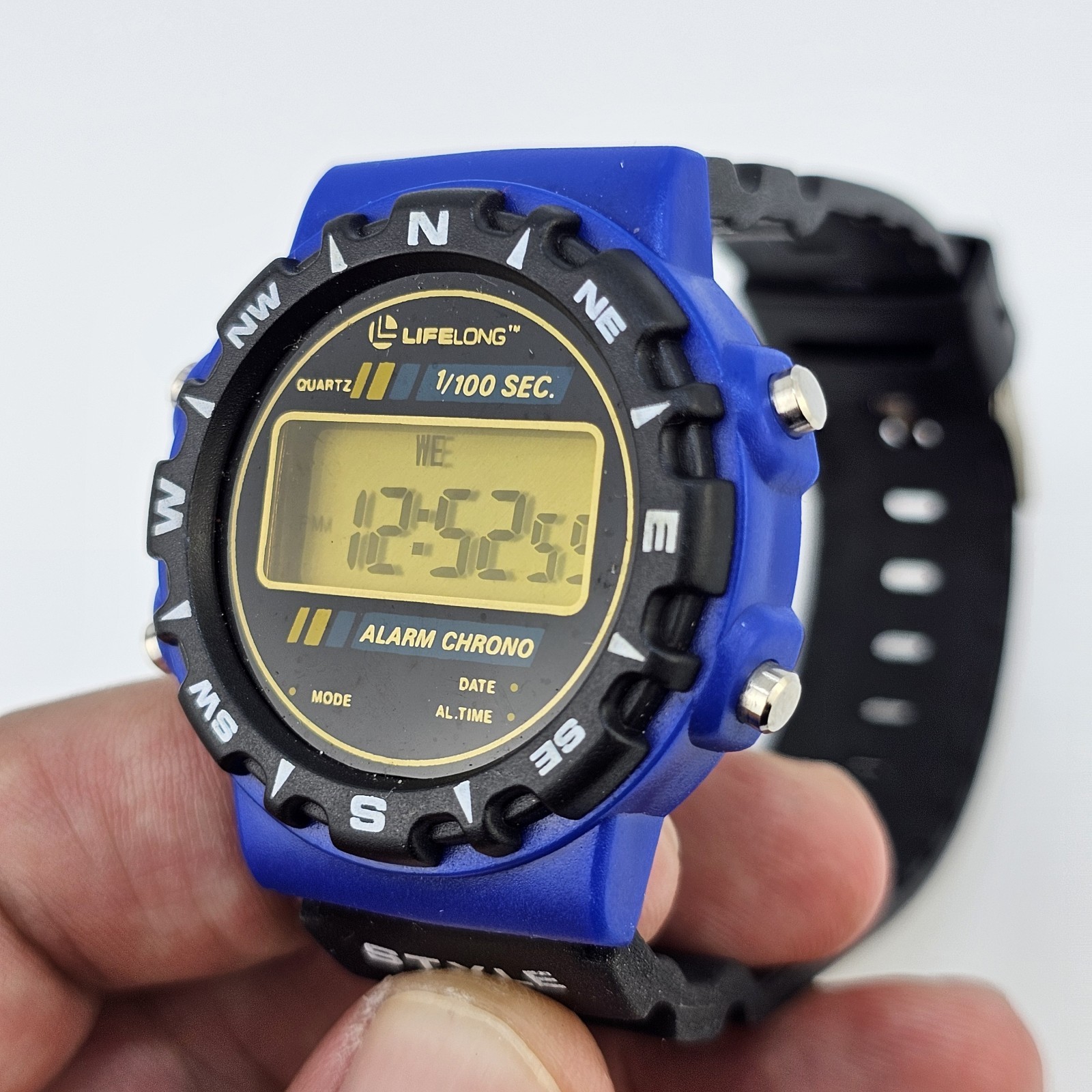 Lifelong Sports Men’s Watch 38MM Black Plastic Bands New Battery