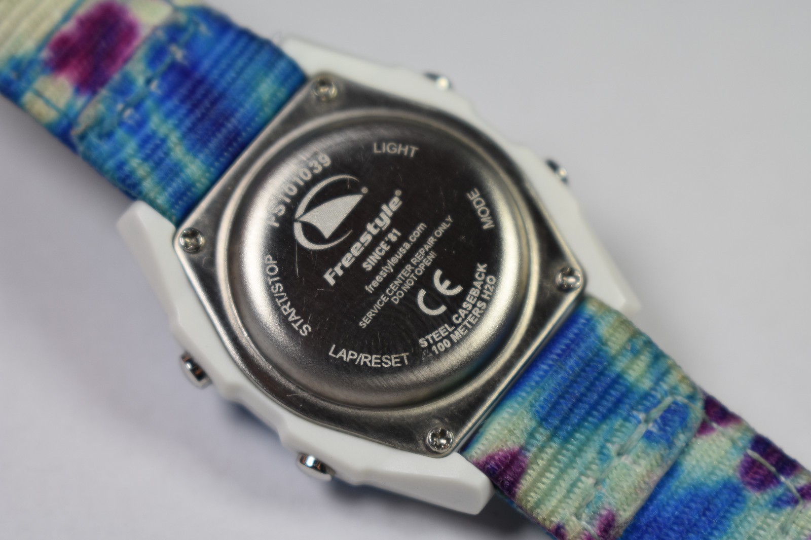FREESTYLE Shark Blue 1981 Watch FS101039 Tie-dyed Tide Clip New Battery!