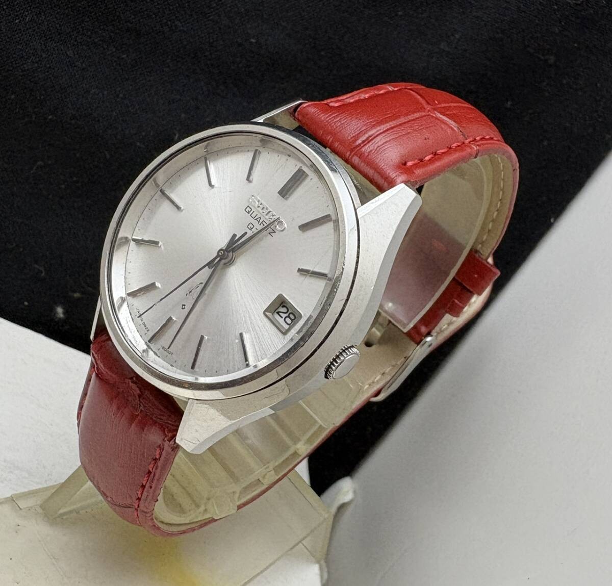 SEIKO QZ 0922-8000 1975 Vintage Quartz Date Excellent JAPAN
