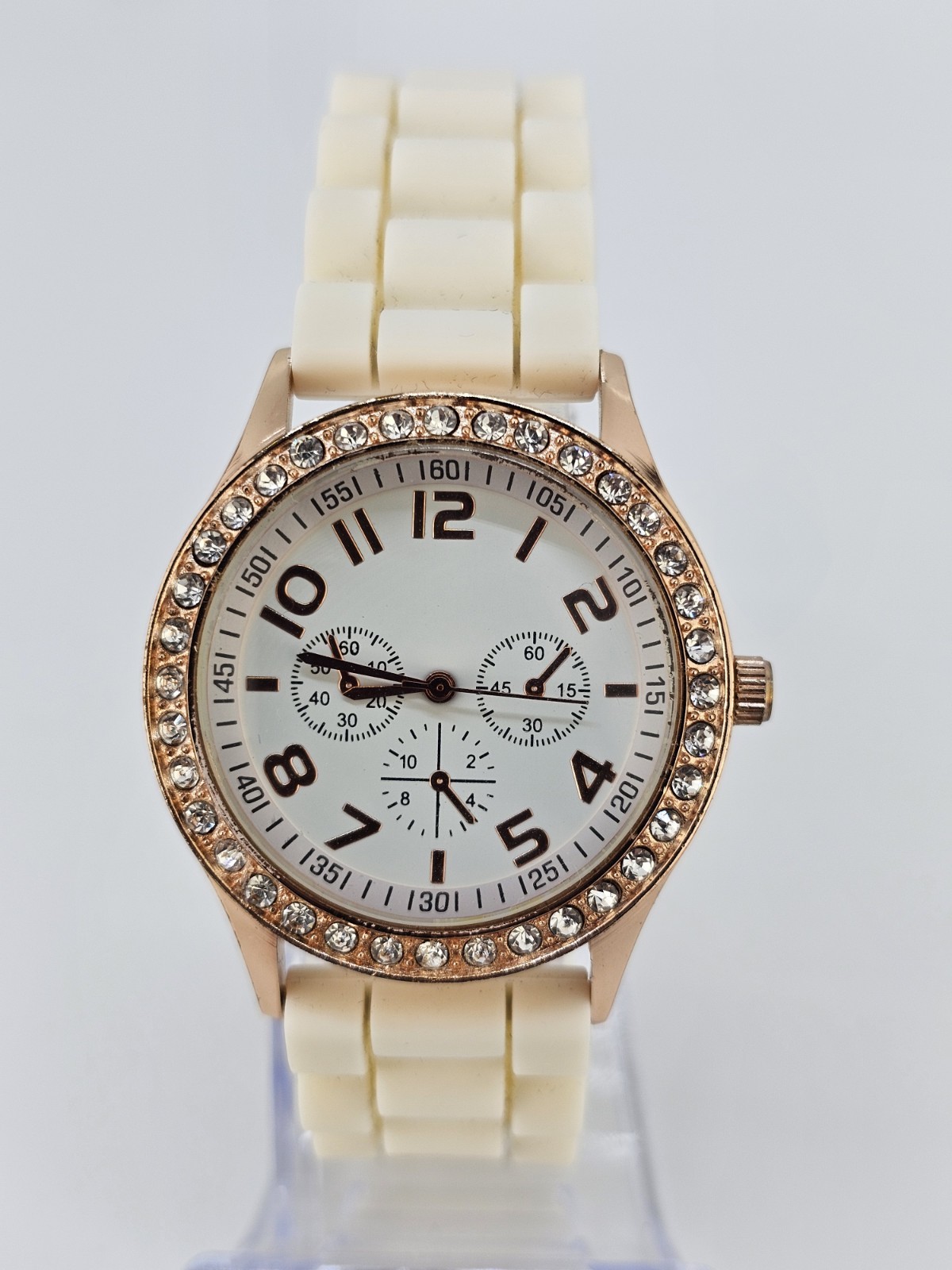 Women Analog Watch 38MM White Dial Crystal Bezel Cream Plastic Bands NEW Battery