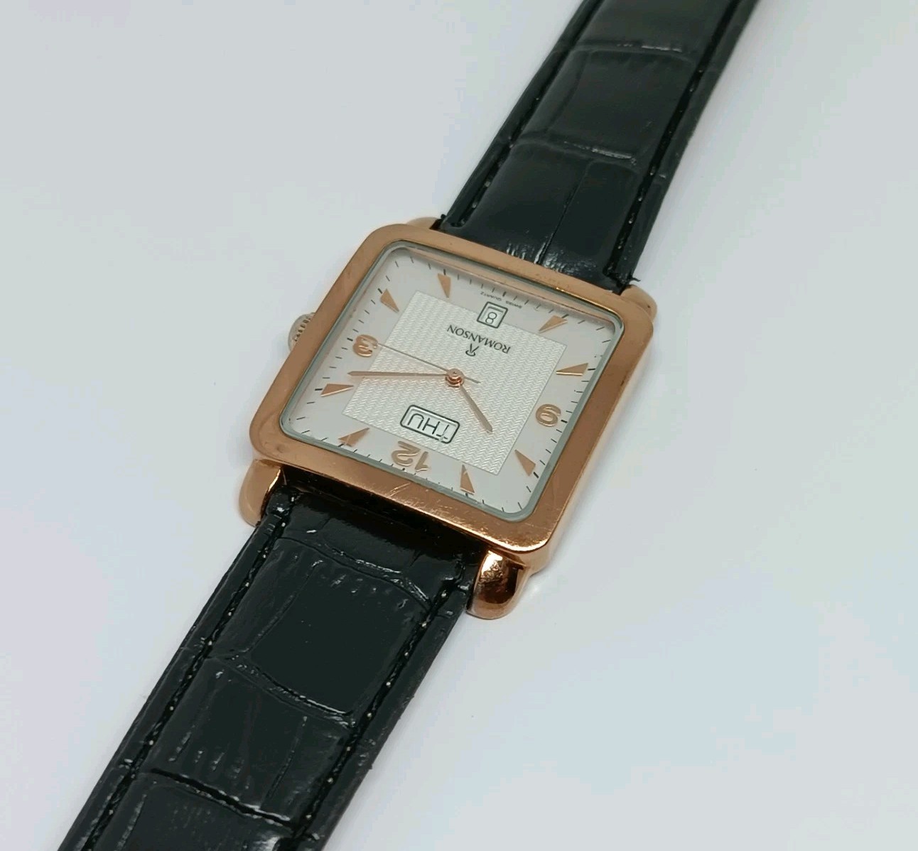 Watch ROMANSON ADEL TANK Quartz Men’s Wrist Watch SWISS Gold Tone