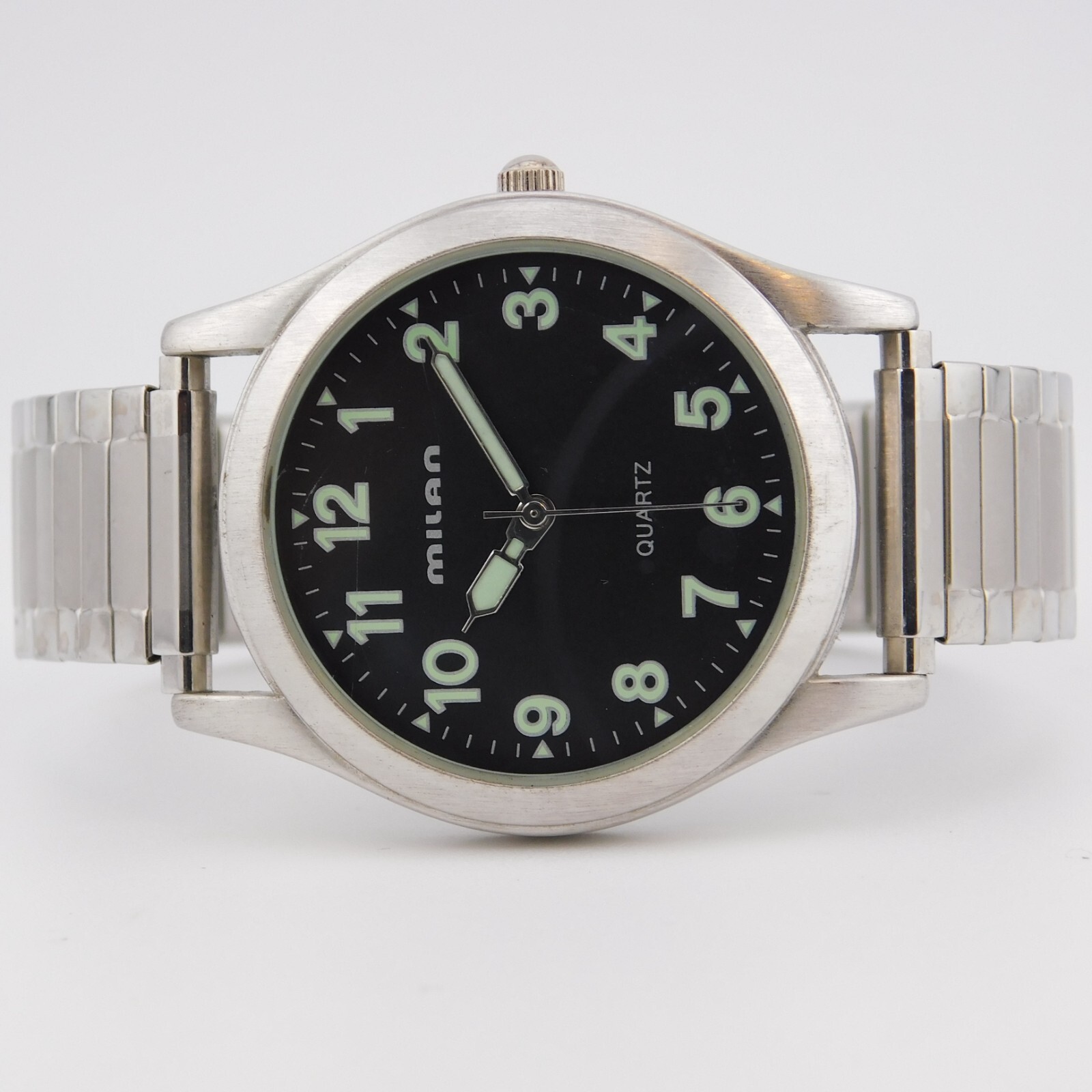 milan Silver Tone Quartz Analog Men’s Watch Sz. 7 1/4″ New Battery