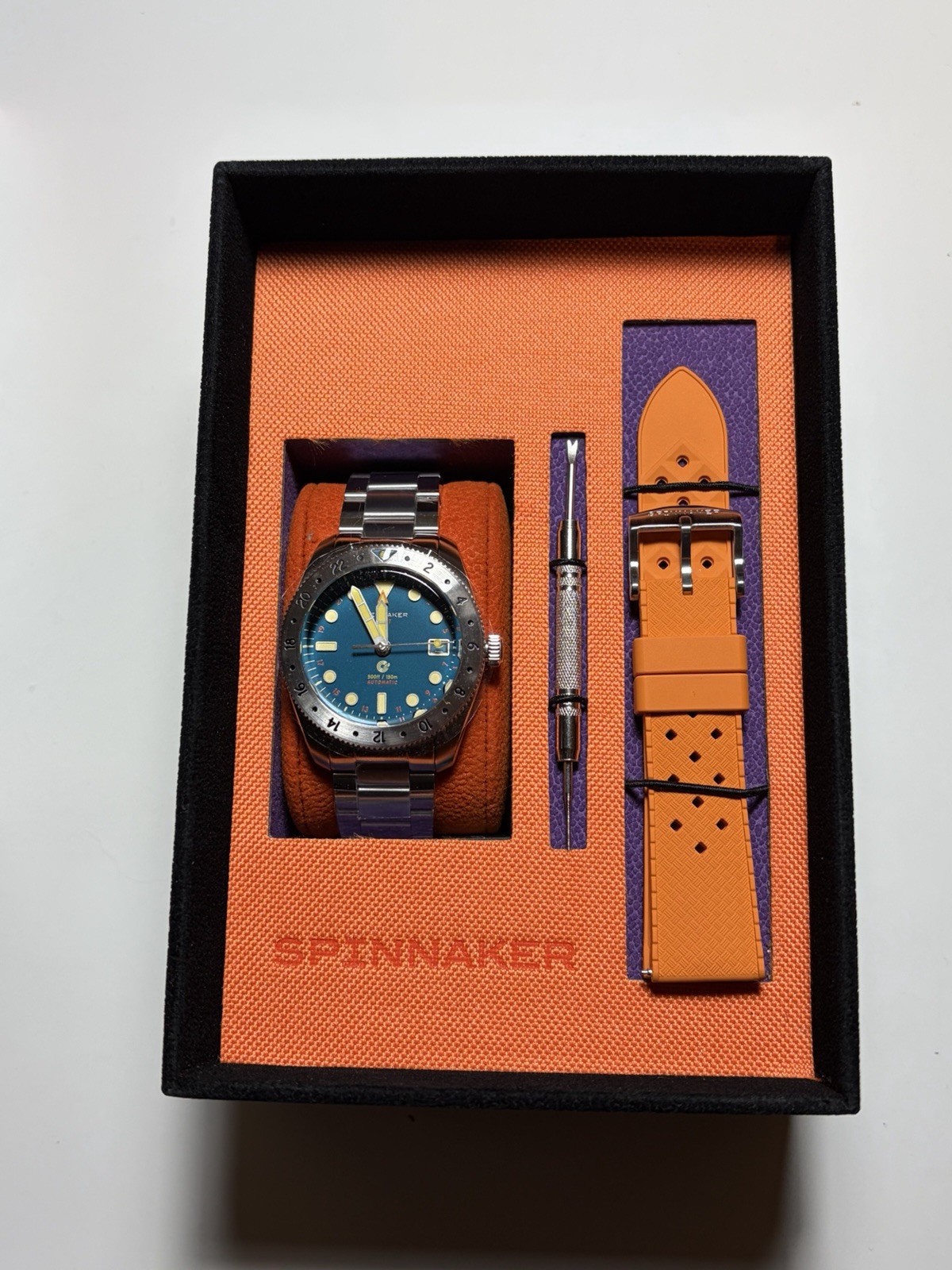 Spinnaker Croft GMT Automatic – 39mm – Pacific Pulse