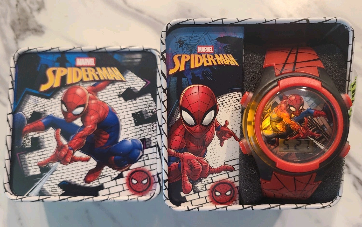 Accutime Marvel Spider-Man Digital Watch for Kids – New (Minor Tin Wear)