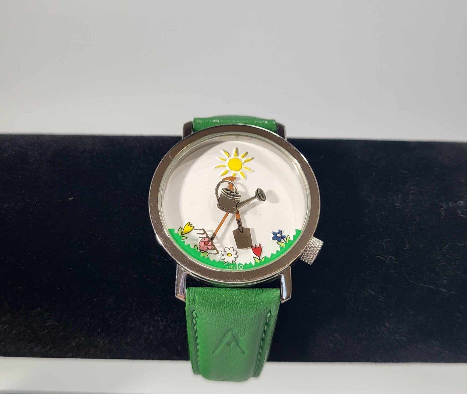 RARE Story Box Akteo Gardner Watch Made in France Green Leather Band Vintage