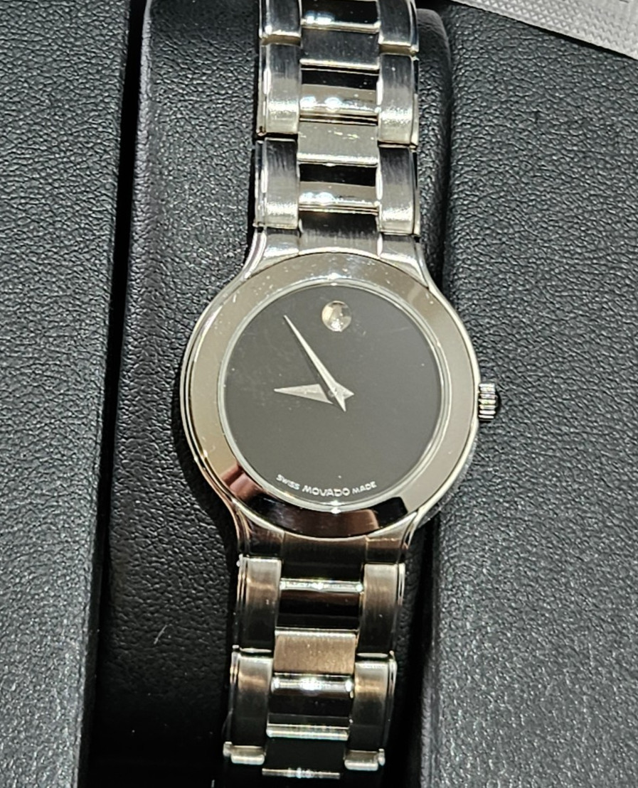 $895 MSRP | Movado Women’s Classic Museum Swiss Made Watch – 0604718