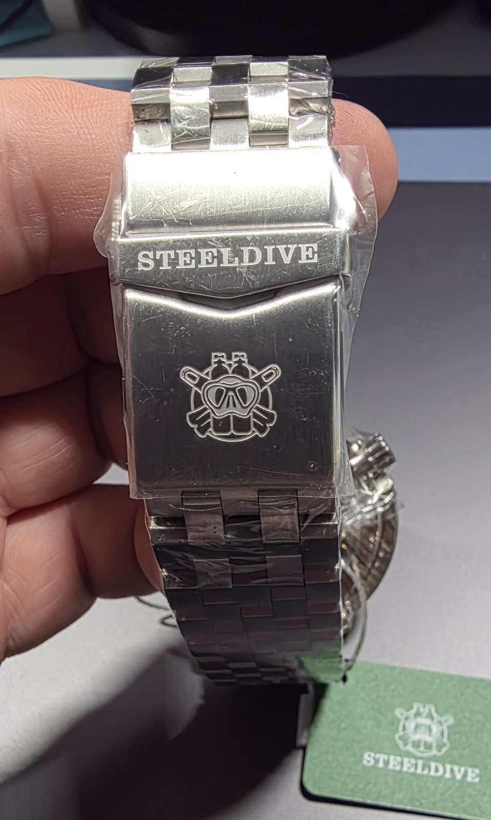 STEELDIVE SD1975 Mens Diver Watch Automatic 300m Seiko NH35 Tuna Black Red New