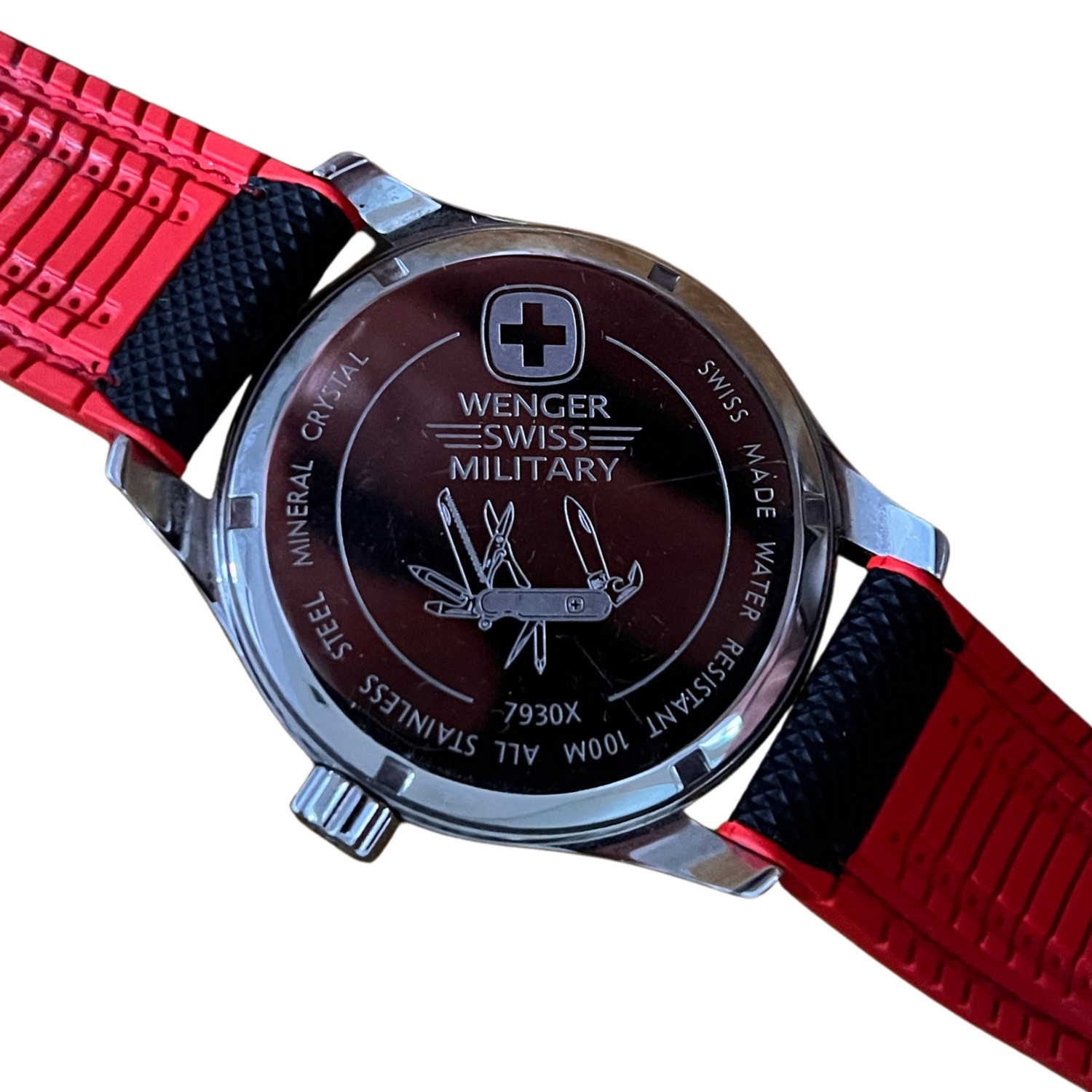 Wenger Swiss Military 7930X Men’s Watch Quartz 43mm Extra Band Runs Great