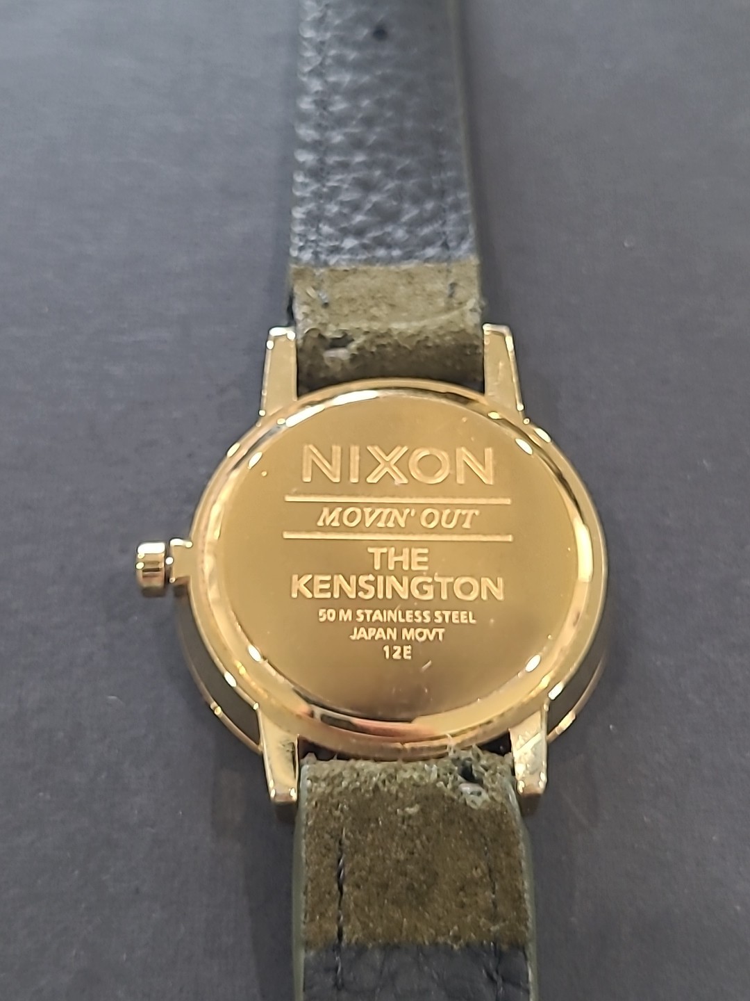 Womens NIXON Wristwatch Watch Vintage Kensington Gold. New Suede Leather Band.